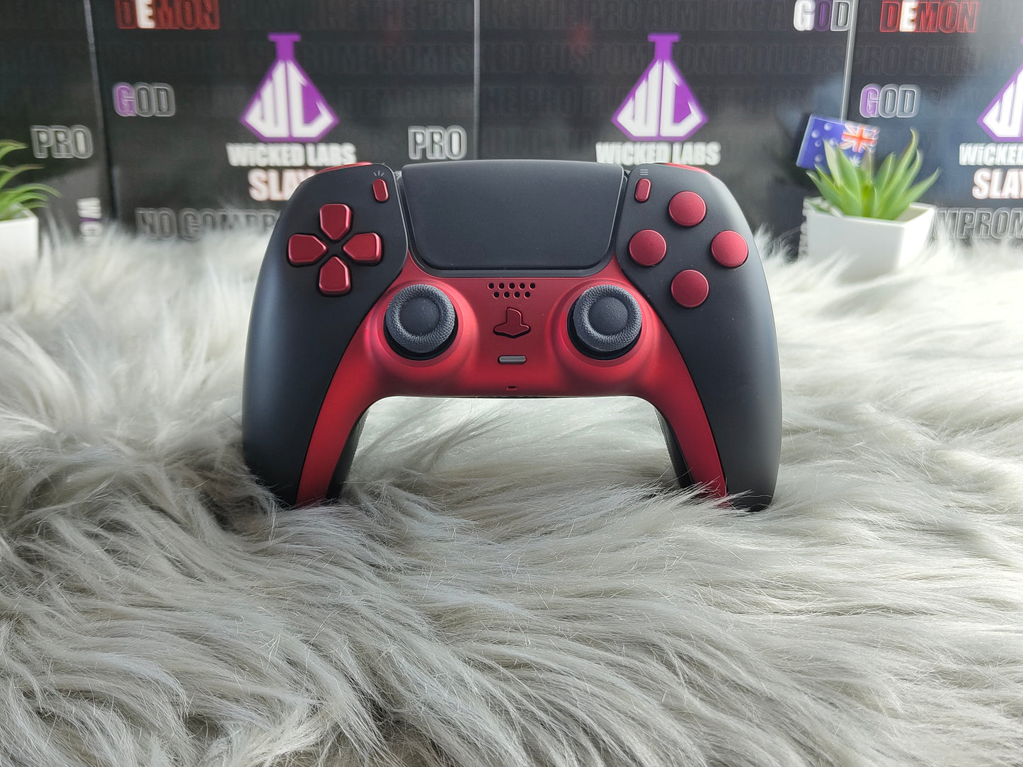 24HR Crimson Red TMR Pro Controller + 4 ridescent Metal Paddles